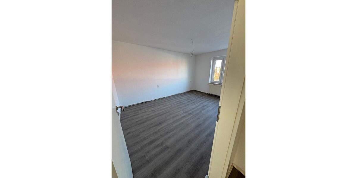 Etagenwohnung Zeitz - 4 Zimmer, 73 m&sup2;, 450&euro; | Angebot:25728357