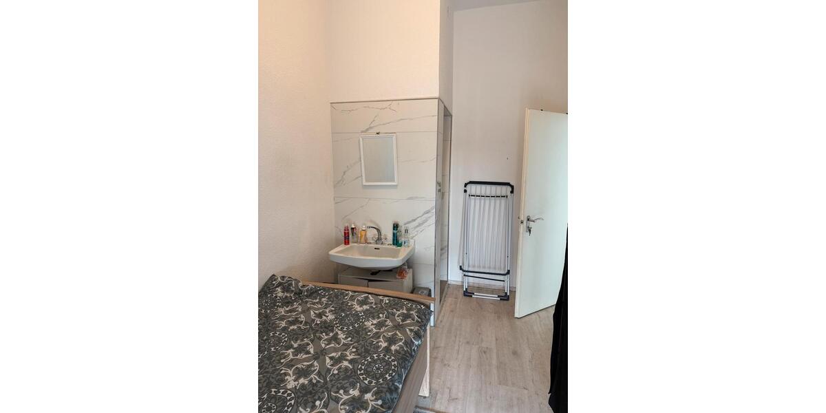 Etagenwohnung Kreuztal - 1 Zimmer, 12 m&sup2;, 400&euro; | Angebot:26623773