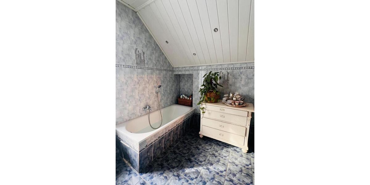 Dachgeschoßwohnung Osterby - 2 Zimmer, 85 m&sup2;, 1.000&euro; | Angebot:25190919