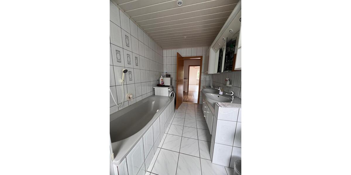 Etagenwohnung Feuchtwangen - 2 Zimmer, 81 m&sup2;, 730&euro; | Angebot:25540037