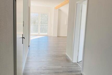 Wohnung Rottenburg an der Laaber - 4 Zimmer, 110 m&sup2;, 1.190&euro; | Angebot:24978619