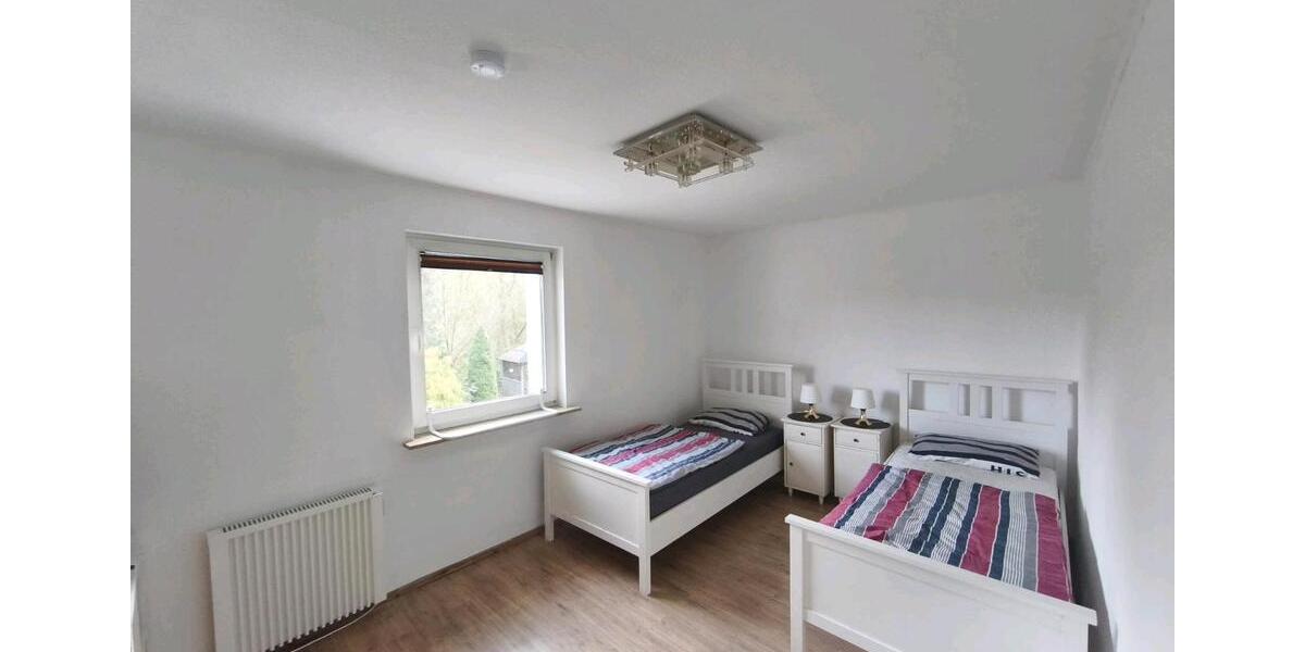 Wohnen auf Zeit Großlittgen - 1 Zimmer, 12 m&sup2;, 650&euro; | Angebot:26447191