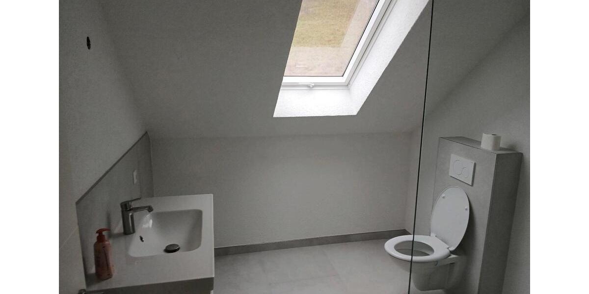 Dachgeschoßwohnung Büdingen - 2 Zimmer, 60 m&sup2;, 600&euro; | Angebot:24319230