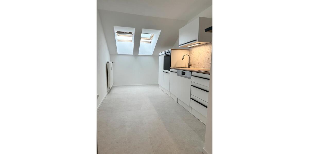 Dachgeschoßwohnung Altdorf - 3.5 Zimmer, 99 m&sup2;, 1.250&euro; | Angebot:25930179