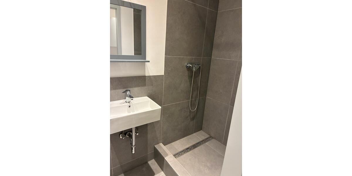 Etagenwohnung Aachen Aachen-Mitte - 1 Zimmer, 62 m&sup2;, 390&euro; | Angebot:24691904