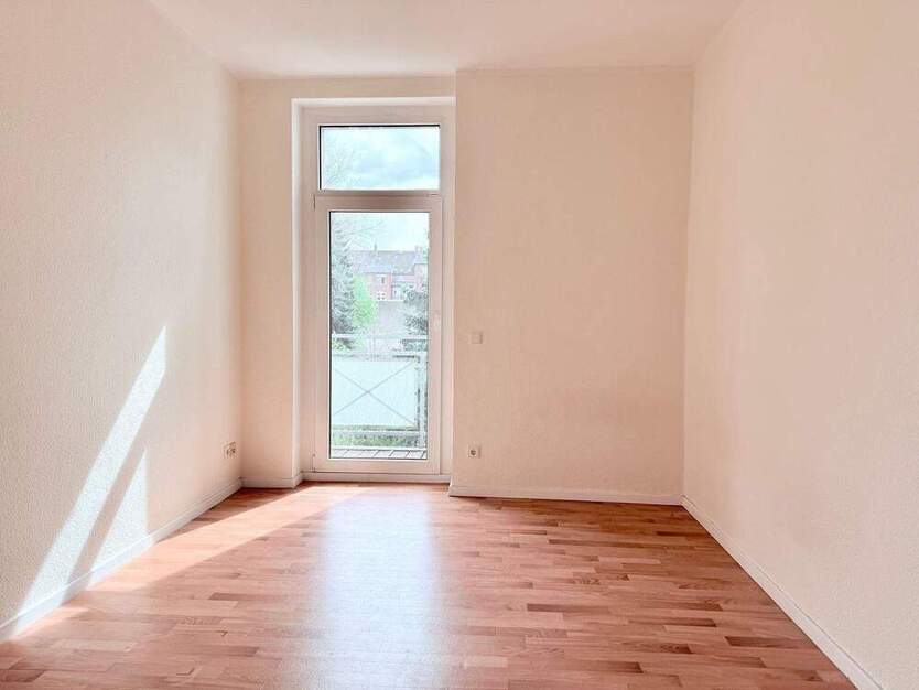 Gemütliche 3-Raum-Wohnung mit EBK und Balkon