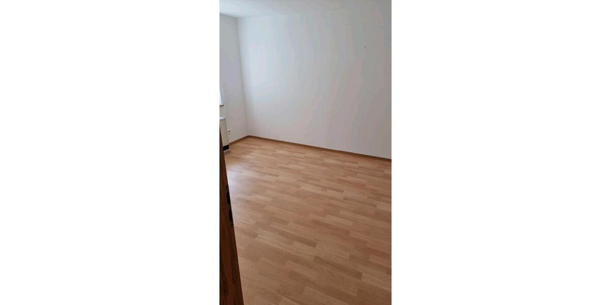 Etagenwohnung Oerlenbach - 3 Zimmer, 60 m&sup2;, 123&euro; | Angebot:26690714