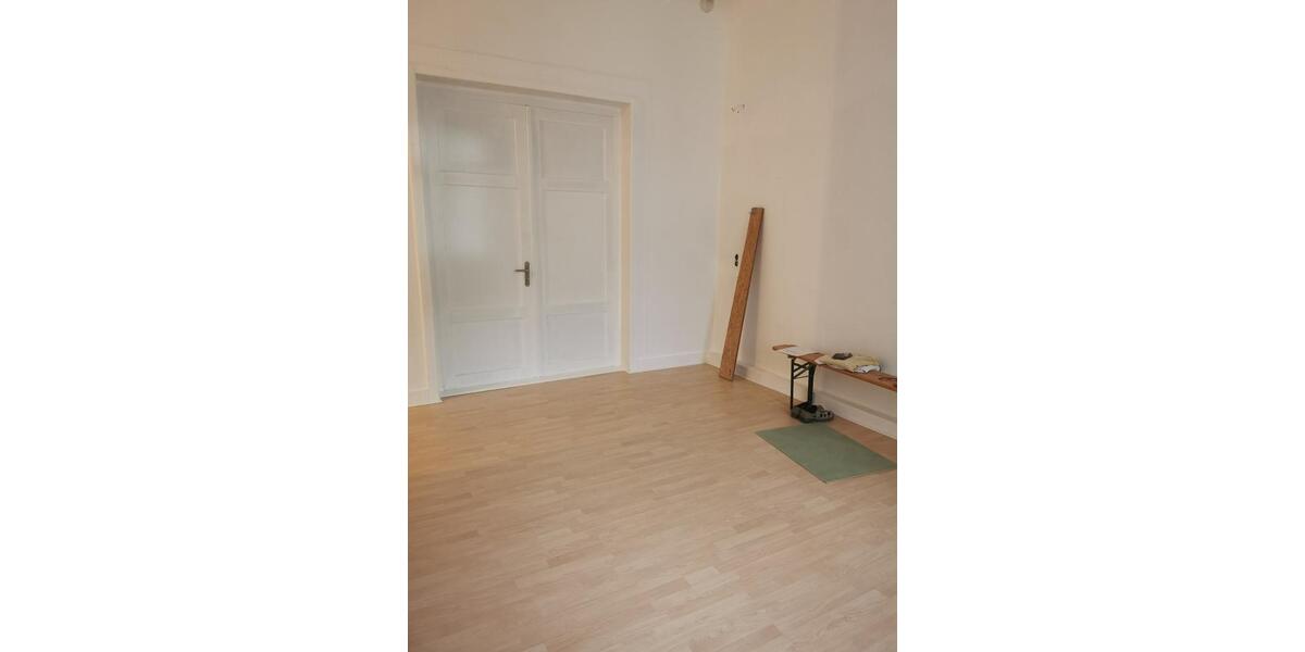 Etagenwohnung Iserlohn - 5 Zimmer, 160 m&sup2;, 990&euro; | Angebot:26600471