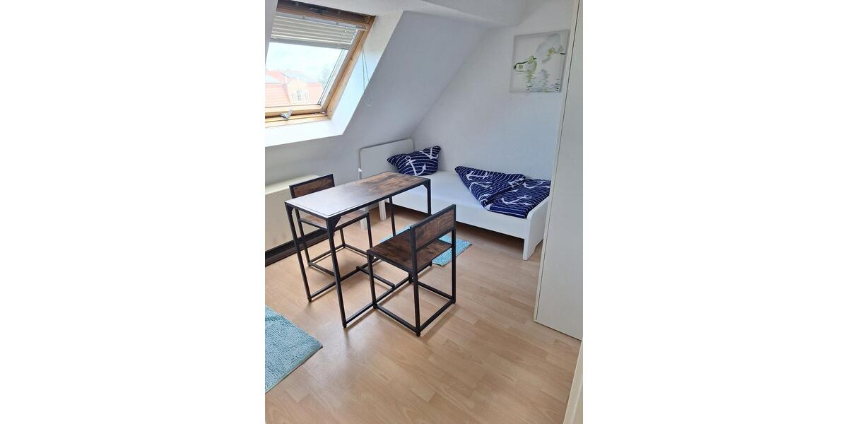 Wohnen auf Zeit Wanzleben-Börde Börde - 100 Zimmer, 100 m&sup2;, 15&euro; | Angebot:19398072