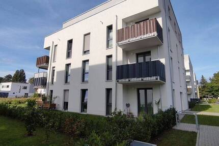 *Traumhafte 4-Zimmer-Wohnung mit 2 Balkonen in Coswig - Modern & Neuwertig!* 4 zimmer