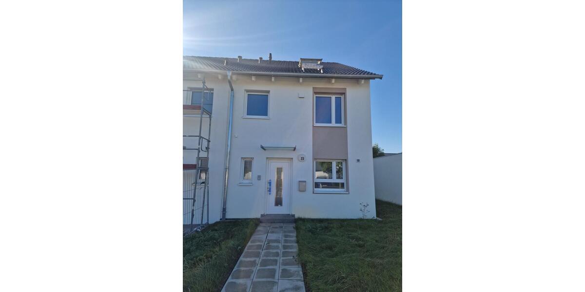 Reihenhaus Oberndorf am Neckar - 4 Zimmer, 132 m&sup2;, 1.400&euro; | Angebot:23555092