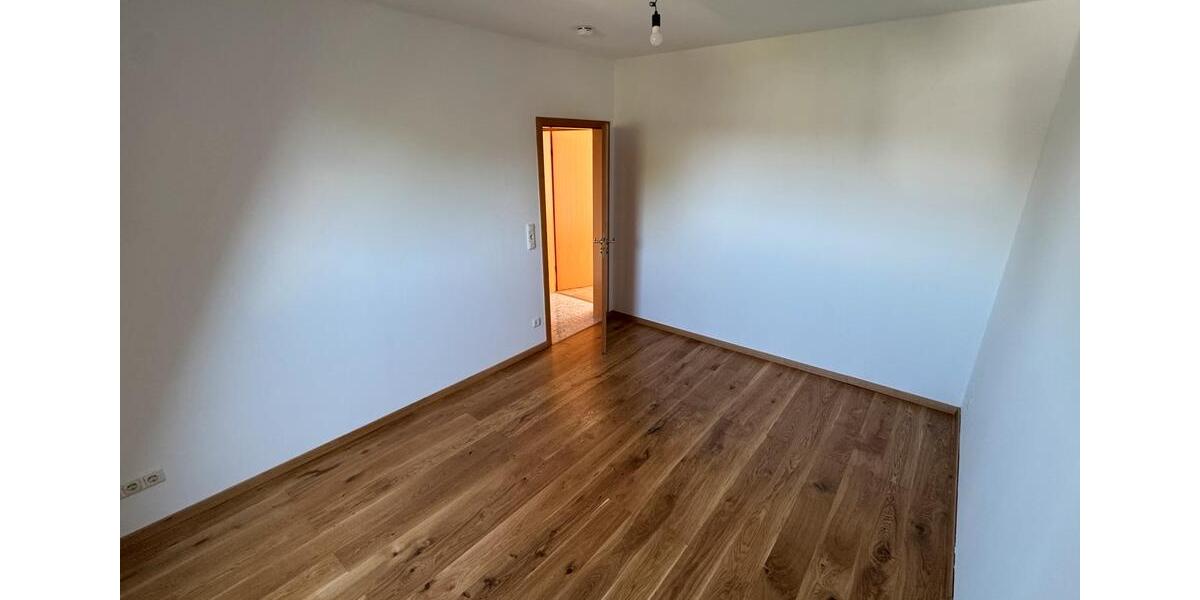 Dachgeschoßwohnung Schorfheide - 3 Zimmer, 72 m&sup2;, 840&euro; | Angebot:26691796