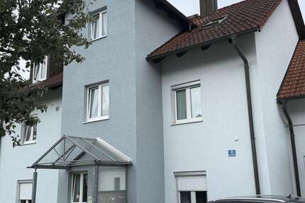Wohnung Haag Inkofen - 5 Zimmer, 120 m&sup2;, 1.140&euro; | Angebot:27162705