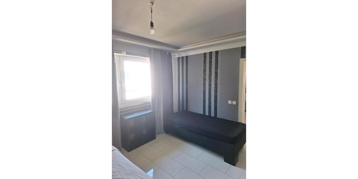 Wohnen auf Zeit Krefeld Benrad - 3 Zimmer, 70 m&sup2;, 25&euro; | Angebot:26063869