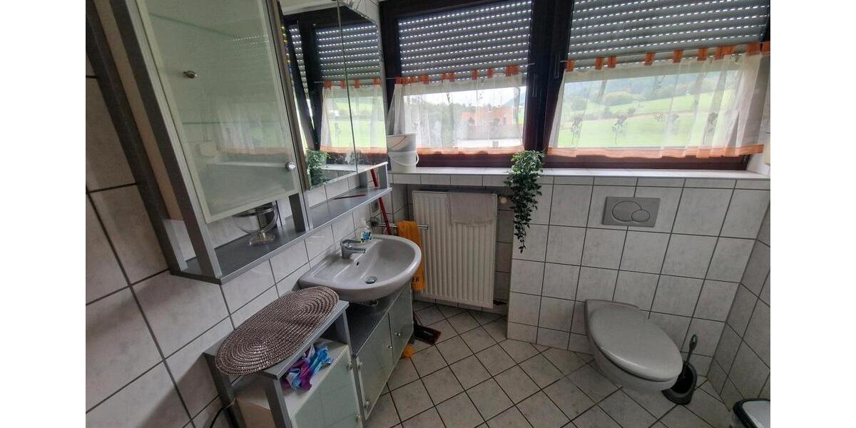 Etagenwohnung Trier West-Pallien - 3 Zimmer, 90 m&sup2;, 850&euro; | Angebot:24624090