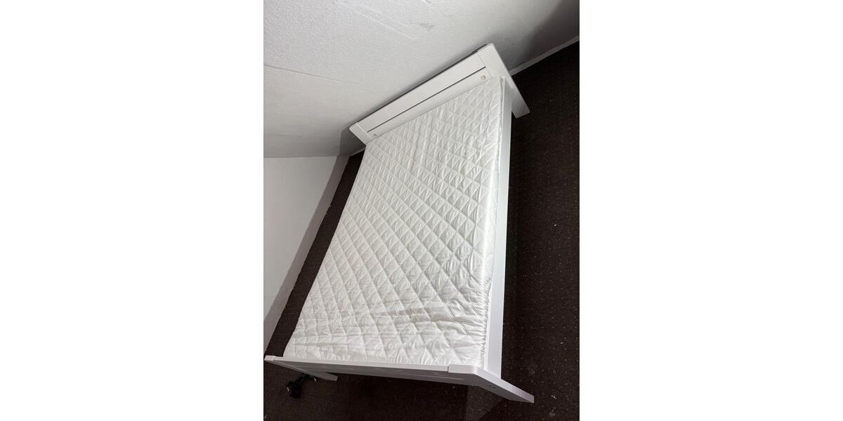 Wohnen auf Zeit Pirmasens - 1 Zimmer, 100 m&sup2;, 420&euro; | Angebot:26050839