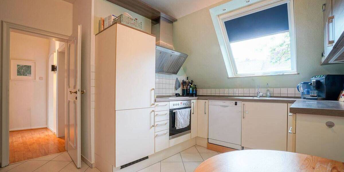 Etagenwohnung Duisburg Dellviertel - 3 Zimmer, 110 m&sup2;, 1.100&euro; | Angebot:26569409