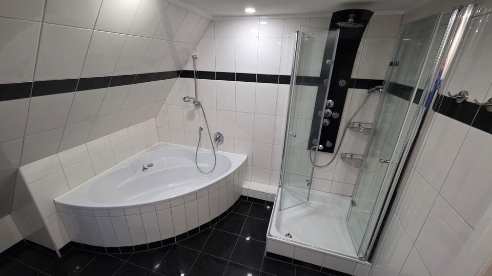 Einfamilienhaus Harrislee - 7.5 Zimmer, 190 m&sup2;, 1.820&euro; | Angebot:24764023