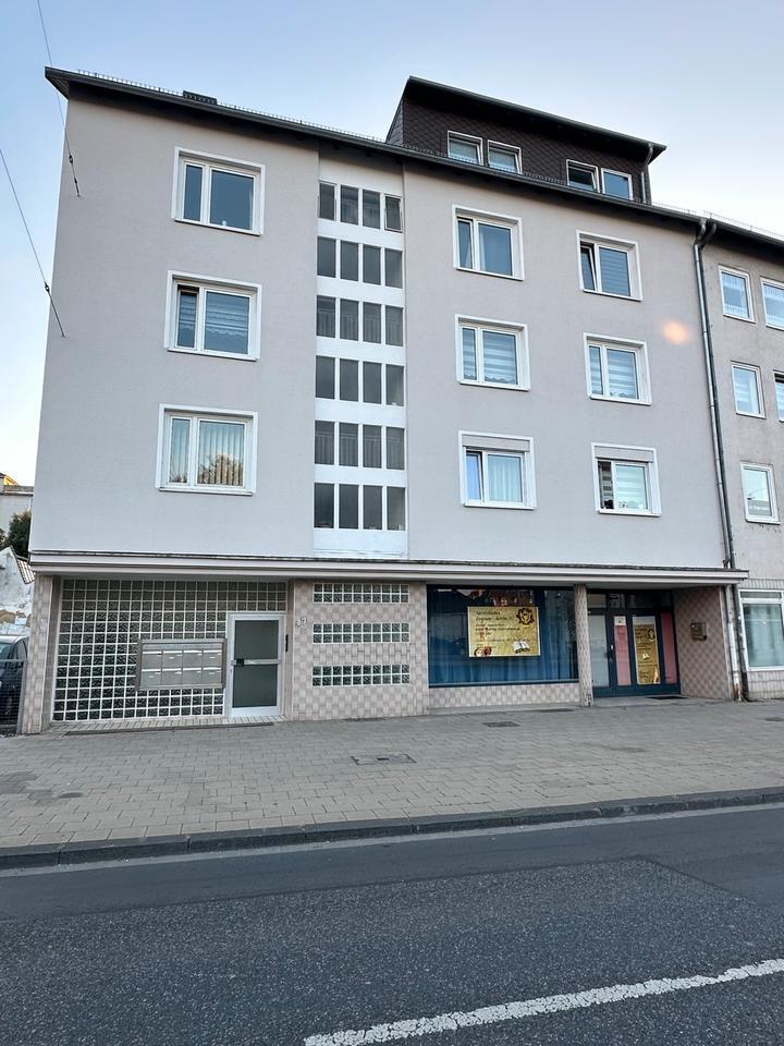 GEWERBERAUM IN ZENTRALER LAGE AM HAUPTFRIEDHOF