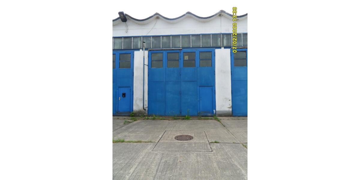 zu vermieten Halle Lager Produktion Büro Sanitär ab 1. Dezember 2024 zimmer