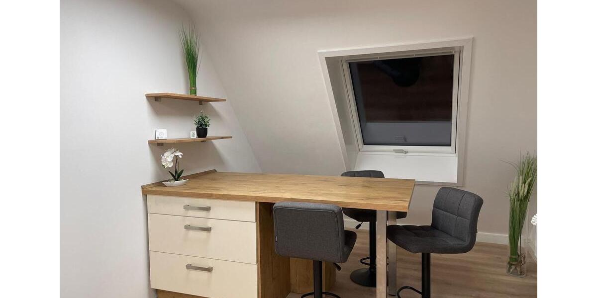 Dachgeschoßwohnung Muggensturm - 3 Zimmer, 70 m&sup2;, 1.100&euro; | Angebot:26075561