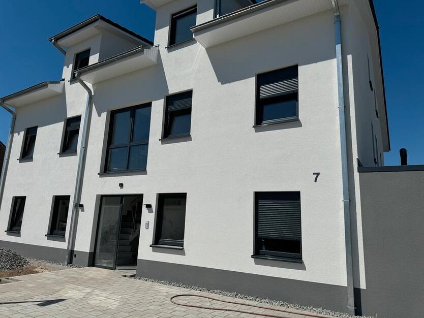 Wunderschöne 3 Zimmer Wohnung in ruhige Lage