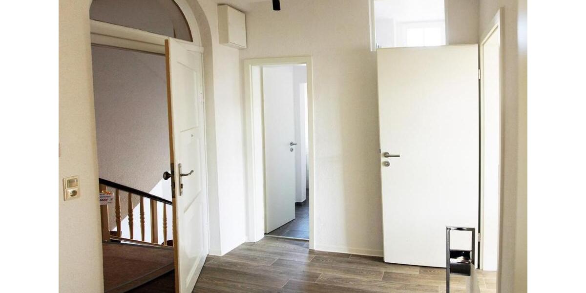 Etagenwohnung Hohenstein-Ernstthal Ernstthal - 2 Zimmer, 60 m&sup2;, 390&euro; | Angebot:26231449