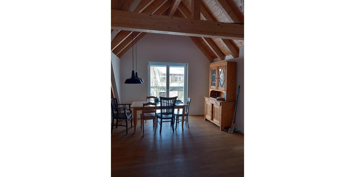 Dachgeschoßwohnung Burgheim - 2 Zimmer, 70 m&sup2;, 1.150&euro; | Angebot:24561656