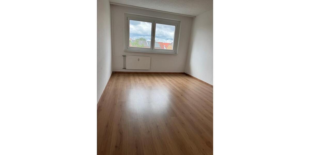 Etagenwohnung Hettstedt - 3 Zimmer, 61 m&sup2;, 300&euro; | Angebot:26355965