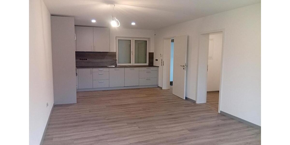 Etagenwohnung Kleinlangheim - 3 Zimmer, 120 m&sup2;, 1.200&euro; | Angebot:26566519