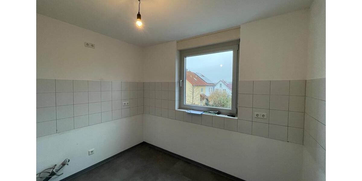 Etagenwohnung Veitshöchheim - 3 Zimmer, 79 m&sup2;, 1.190&euro; | Angebot:24520435