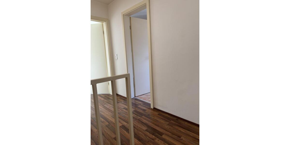 Erdgeschoßwohnung Hamburg Eimsbüttel - 3 Zimmer, 82 m&sup2;, 1.100&euro; | Angebot:26048671