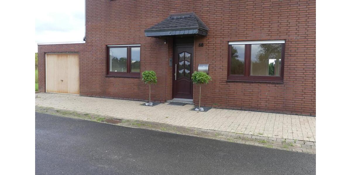 Erdgeschoßwohnung Kamp-Lintfort Lintfort - 2 Zimmer, 83 m&sup2;, 810&euro; | Angebot:25238985