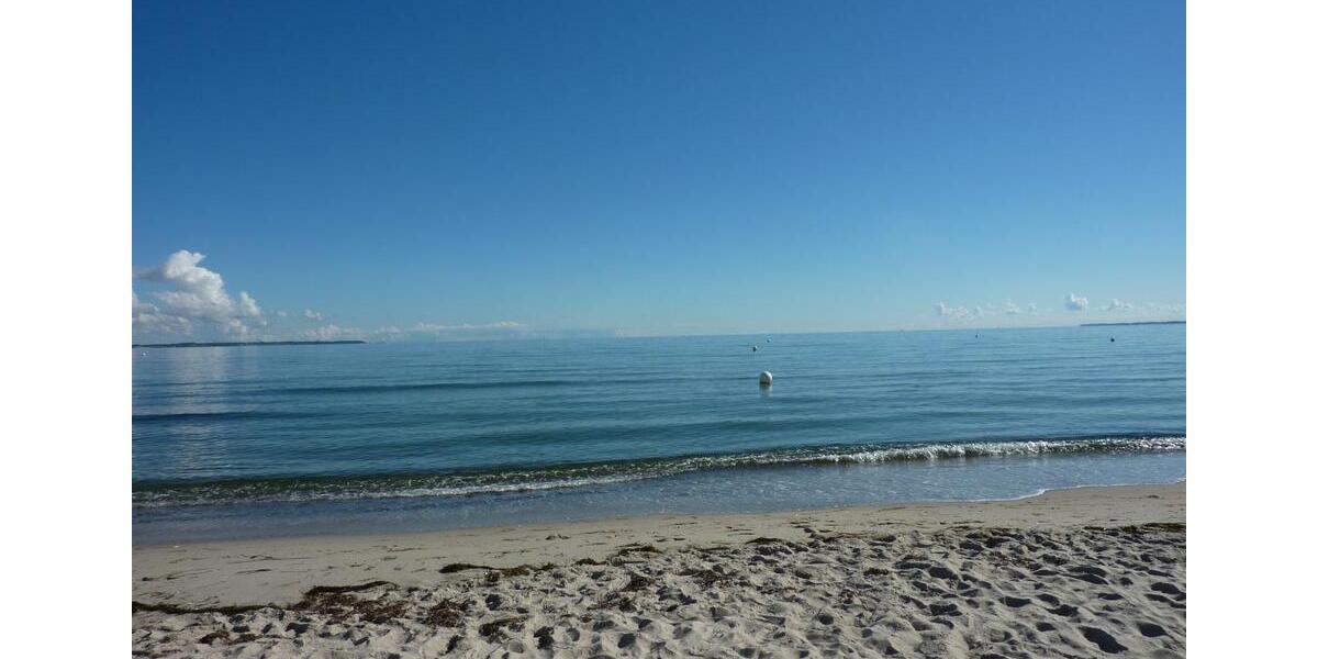 Dachgeschoßwohnung Scharbeutz - 2.5 Zimmer, 75 m&sup2;, 50&euro; | Angebot:24307011