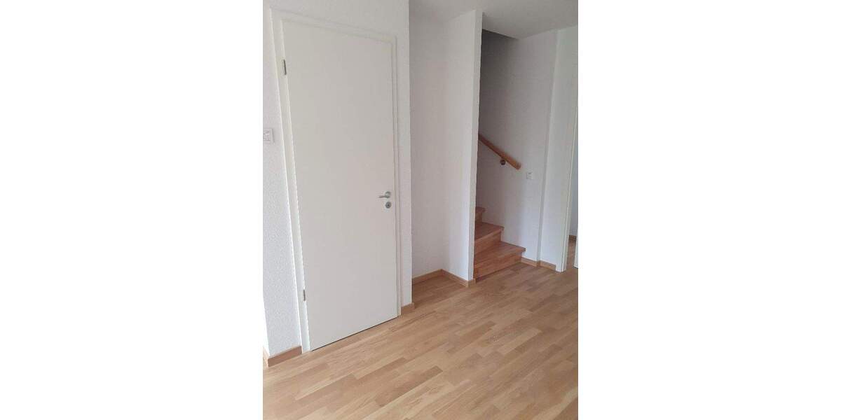 Familienfreundliches Reihenhaus mit 5 Zimmern südwestlich von Berlin in Zossen 5 zimmer