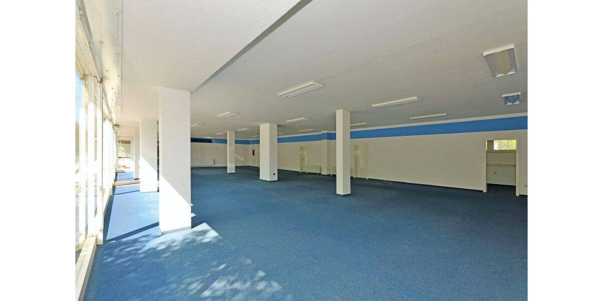 Gewerbeobjekt Wilhelmshaven Heppens - 4 Zimmer, 265 m&sup2;, 1.850&euro; | Angebot:26841470