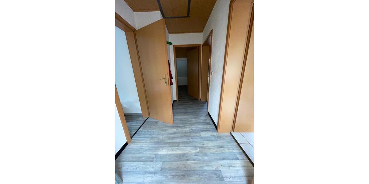 Dachgeschoßwohnung Betzdorf - 2 Zimmer, 50 m&sup2;, 600&euro; | Angebot:24977762