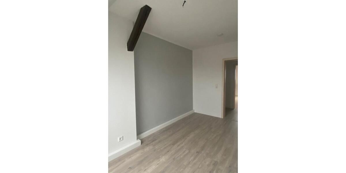 Dachgeschoßwohnung Zwickau Zwickau-West - 2 Zimmer, 56 m&sup2;, 340&euro; | Angebot:26649282