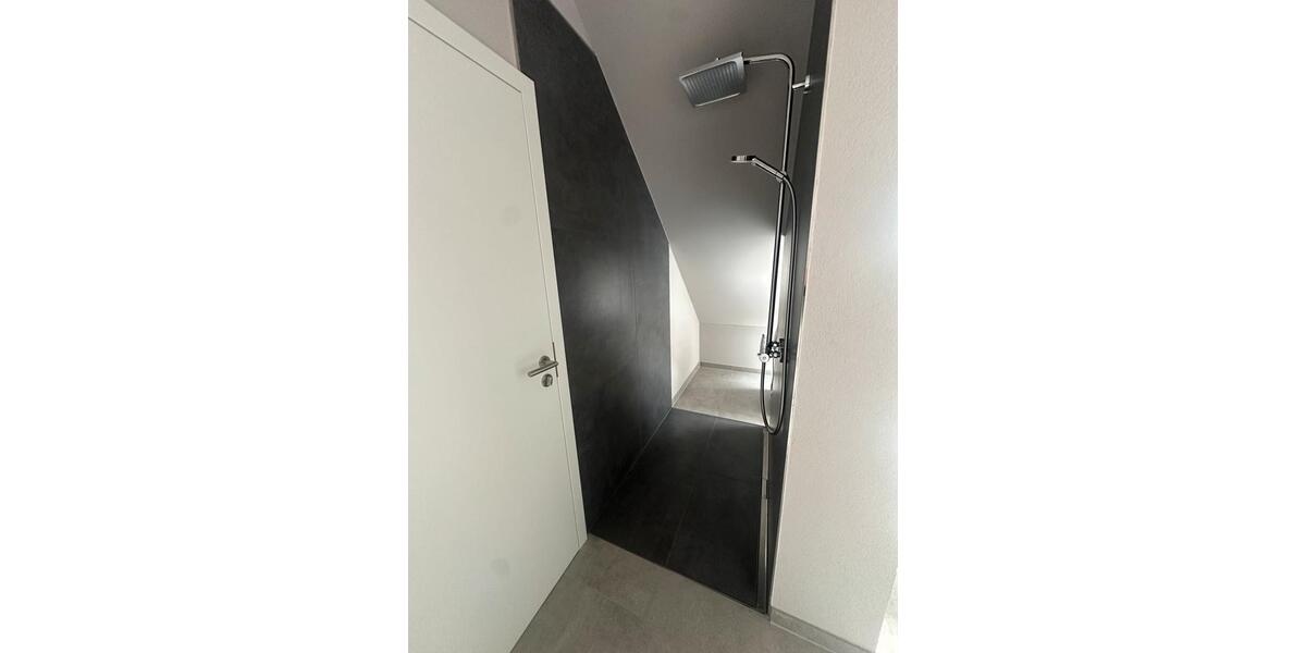 Dachgeschoßwohnung Ebersburg - 1.5 Zimmer, 85 m&sup2;, 1.100&euro; | Angebot:26391420
