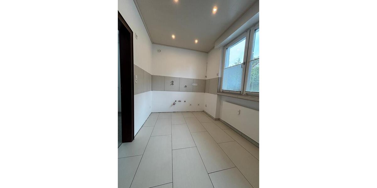 Erdgeschoßwohnung Hagen Hagen-Mitte - 2 Zimmer, 85 m&sup2;, 900&euro; | Angebot:24859436