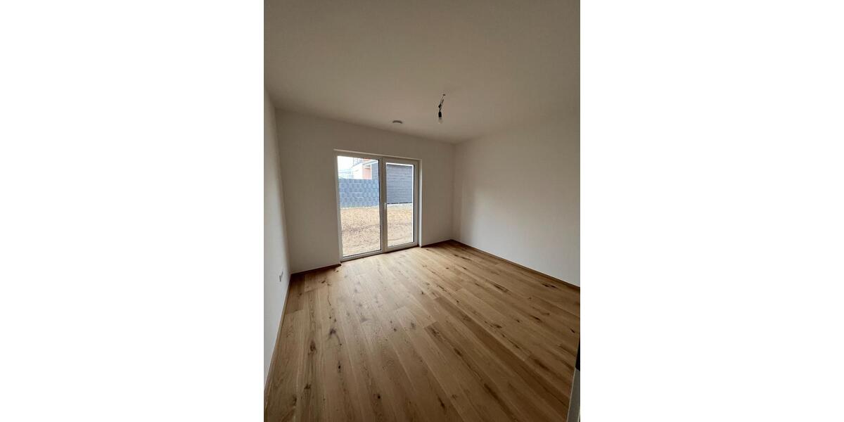 Einfamilienhaus Haselbachtal - 5 Zimmer, 135 m&sup2;, 2.100&euro; | Angebot:23698201