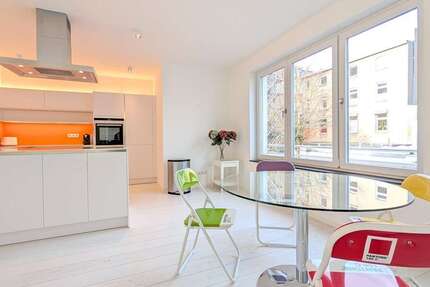 Wohnung Düsseldorf Friedrichstadt - 4 Zimmer, 133 m&sup2;, 2.750&euro; | Angebot:24435535