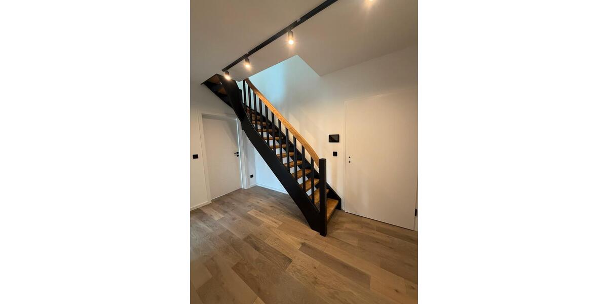 Dachgeschoßwohnung Verden (Aller) - 3 Zimmer, 100 m&sup2;, 1.450&euro; | Angebot:25932926