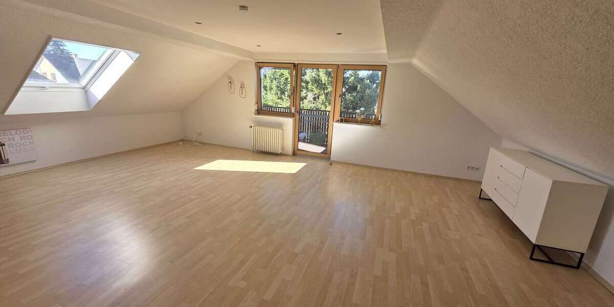Etagenwohnung Karlsruhe Neureut - 3 Zimmer, 85 m&sup2;, 830&euro; | Angebot:25283601