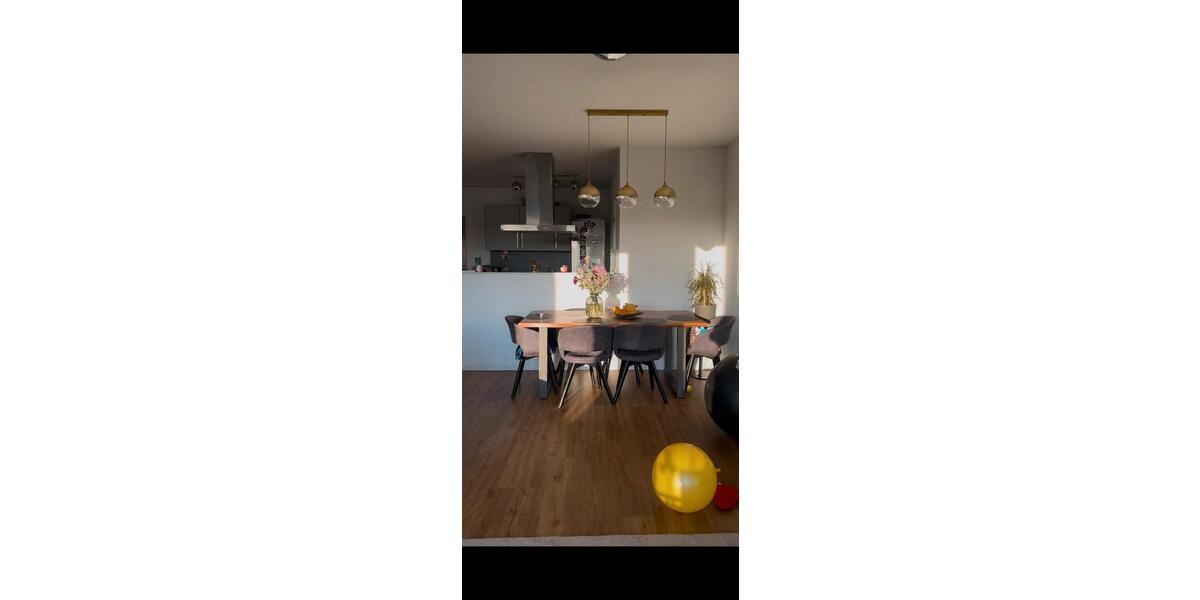Etagenwohnung Hamburg Alsterdorf - 3 Zimmer, 102 m&sup2;, 1.930&euro; | Angebot:26701106
