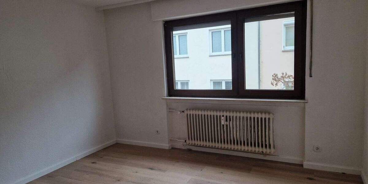 Etagenwohnung Hanau - 3 Zimmer, 79 m&sup2;, 995&euro; | Angebot:24657345