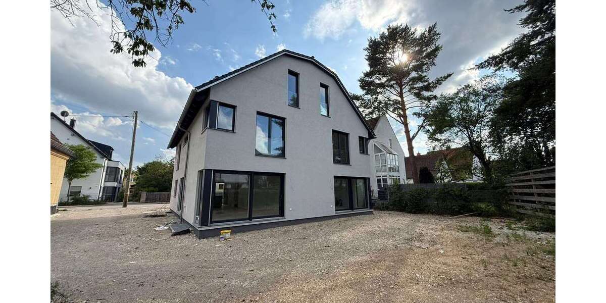 Einfamilienhaus München Trudering - 5 Zimmer, 159 m&sup2;, 3.600&euro; | Angebot:26945529