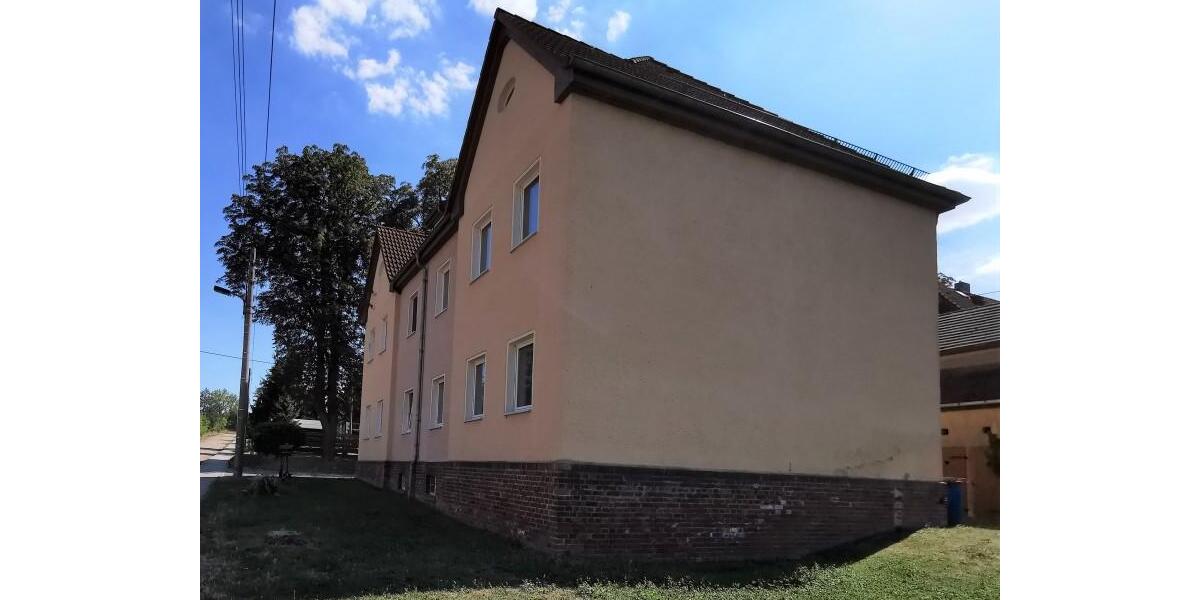 Erdgeschoßwohnung Braunsbedra - 3 Zimmer, 51 m&sup2;, 279&euro; | Angebot:25962102