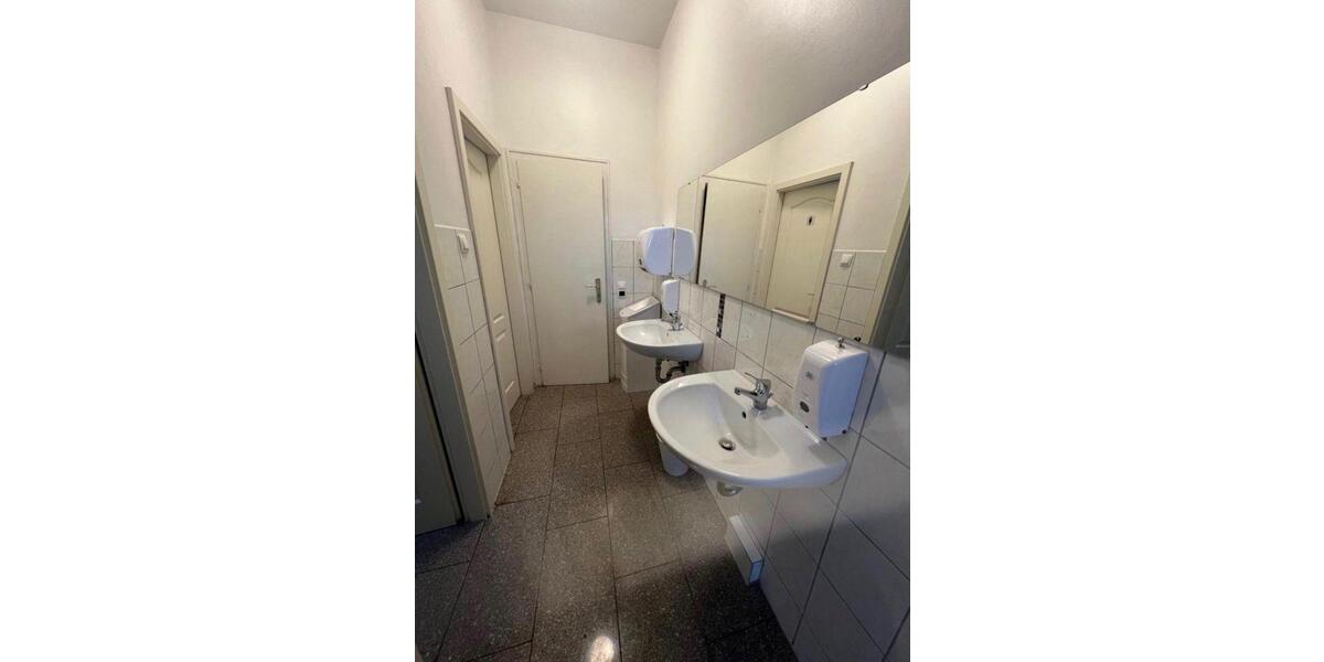 Wohnen auf Zeit Hamburg Barmbek-Süd - 8 Zimmer, 140 m&sup2;, 28&euro; | Angebot:25366248
