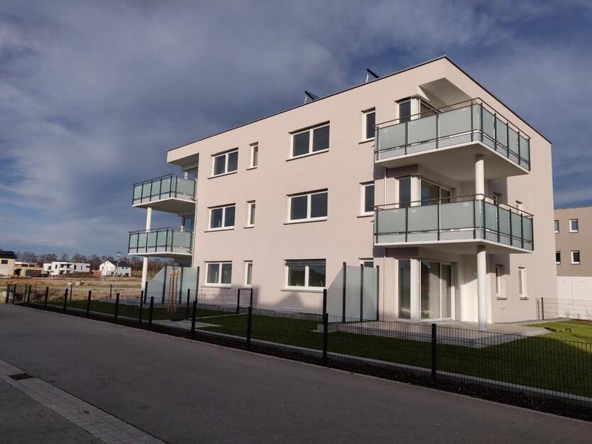 3-Zimmer-Wohnung im 1.OG mit Balkon in Freystadt zu vermieten